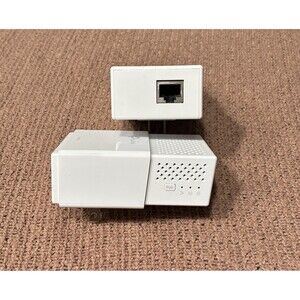 Pair of TP-Link 1000 Mbps Gigabit Powerline Adapters - TESTED